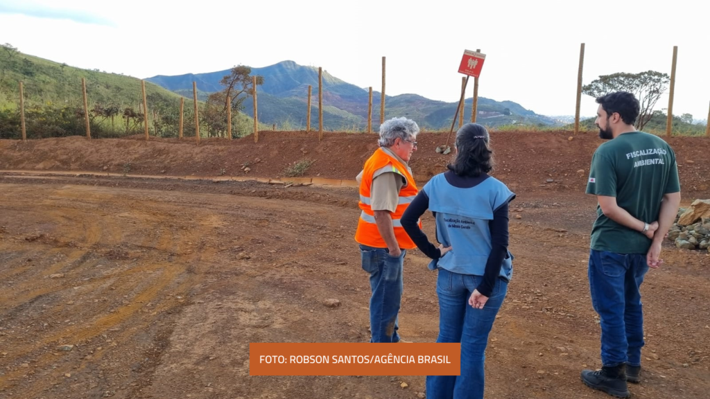 Visita técnica identifica irregularidades na extração de minério na Serra do Curral. Foto: Robson Santos/Agência Minas