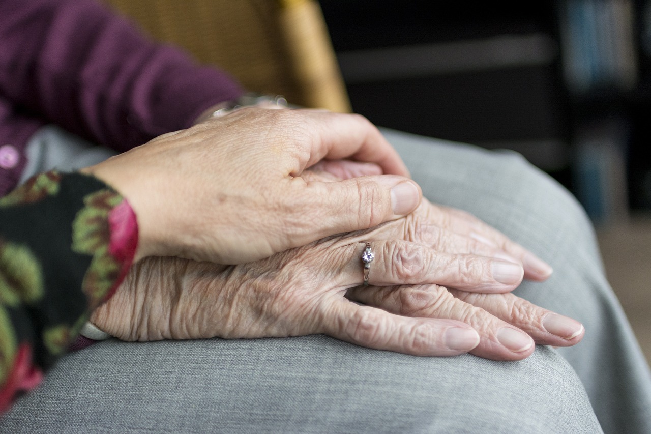 ‘Dia dos Avós’ amplia visibilidade para os cuidados com a saúde dos idosos